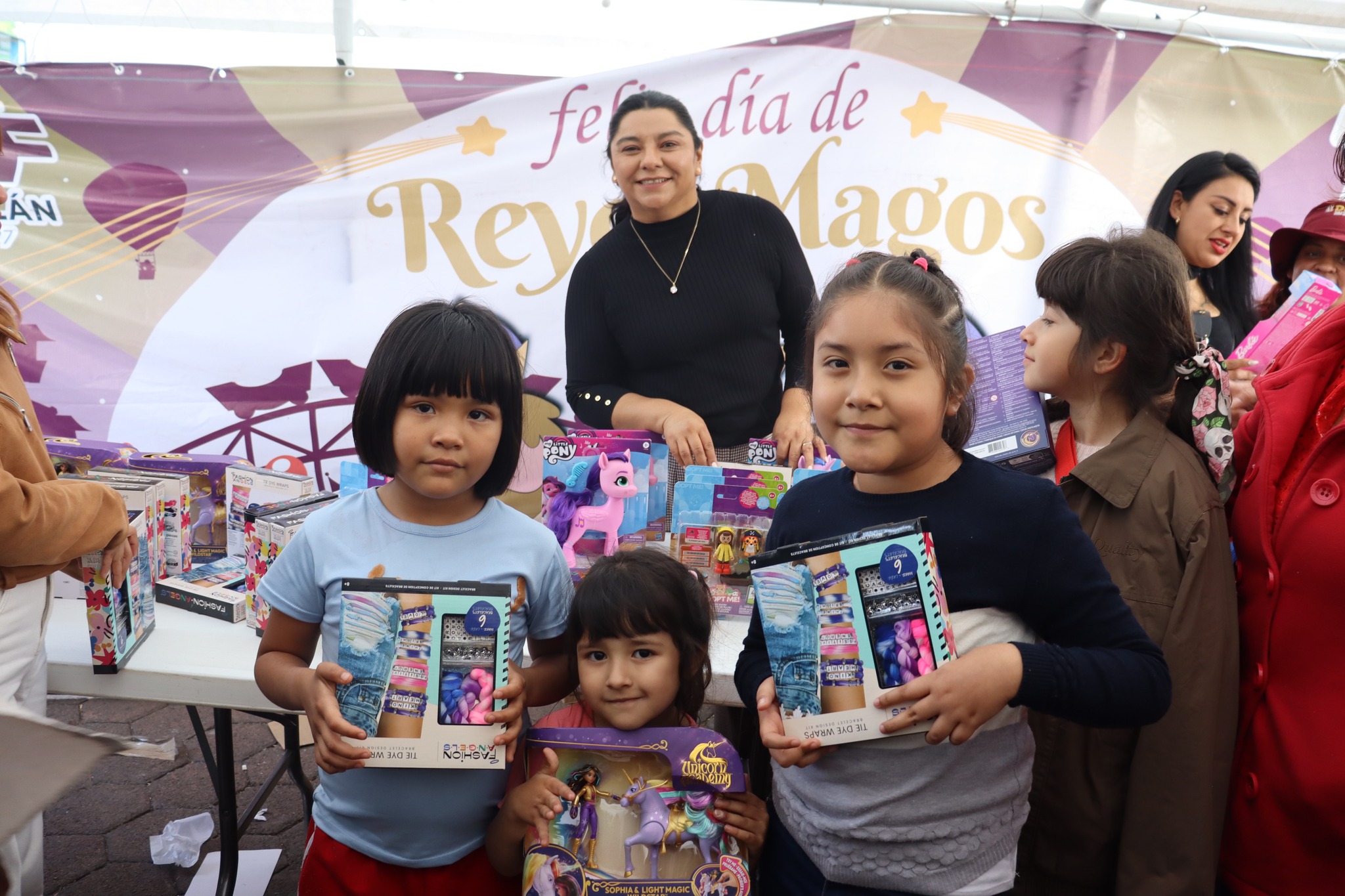 𝐋𝐚 𝐦𝐚𝐠𝐢𝐚 𝐝𝐞 𝐥𝐨𝐬 𝐑𝐞𝐲𝐞𝐬 𝐌𝐚𝐠𝐨𝐬 𝐥𝐥𝐞𝐠𝐨́ 𝐚 𝐋𝐨𝐦𝐚𝐬 𝐝𝐞 𝐂𝐚𝐫𝐭𝐚𝐠𝐞𝐧𝐚